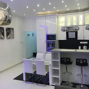 Apartman Synagogue Gozsdu Private, Budapest