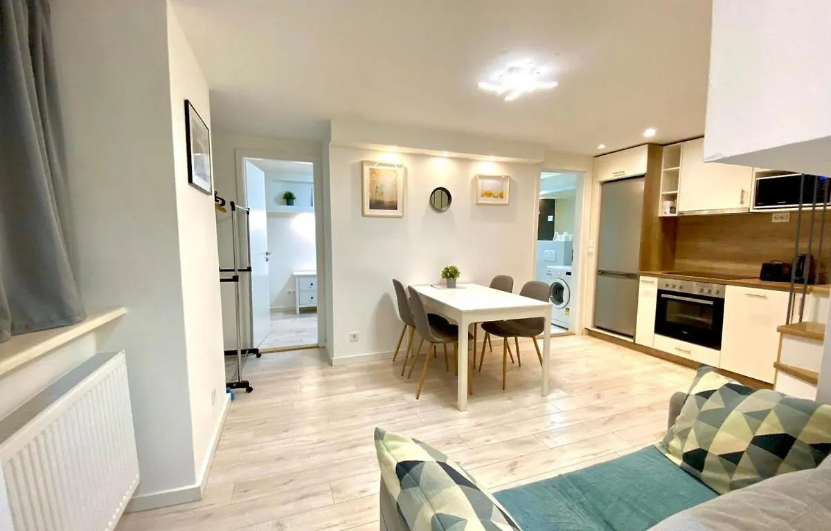Cozy 3-Bedroom Home In The Center Budapest 0*,